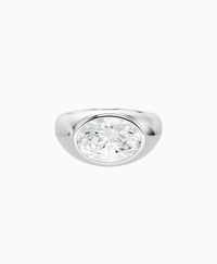 White Lab Diamond / Oval / 3ct