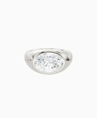 White Lab Diamond / Oval / 3ct