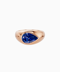 Royal Blue Lab Sapphire / Pear / 2ct