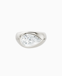 White Lab Diamond / Pear / 3ct